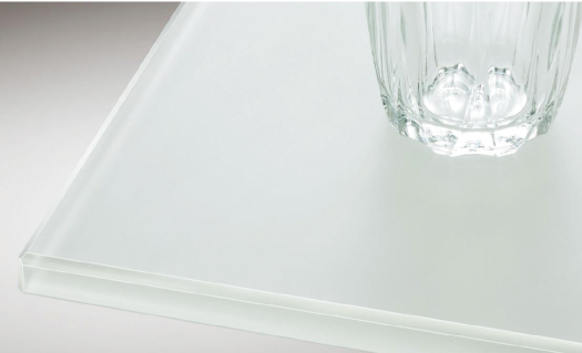 �N���X�^���y�[���O���[��