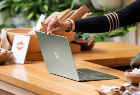 Surface Laptop 5 ł̎gpC[W