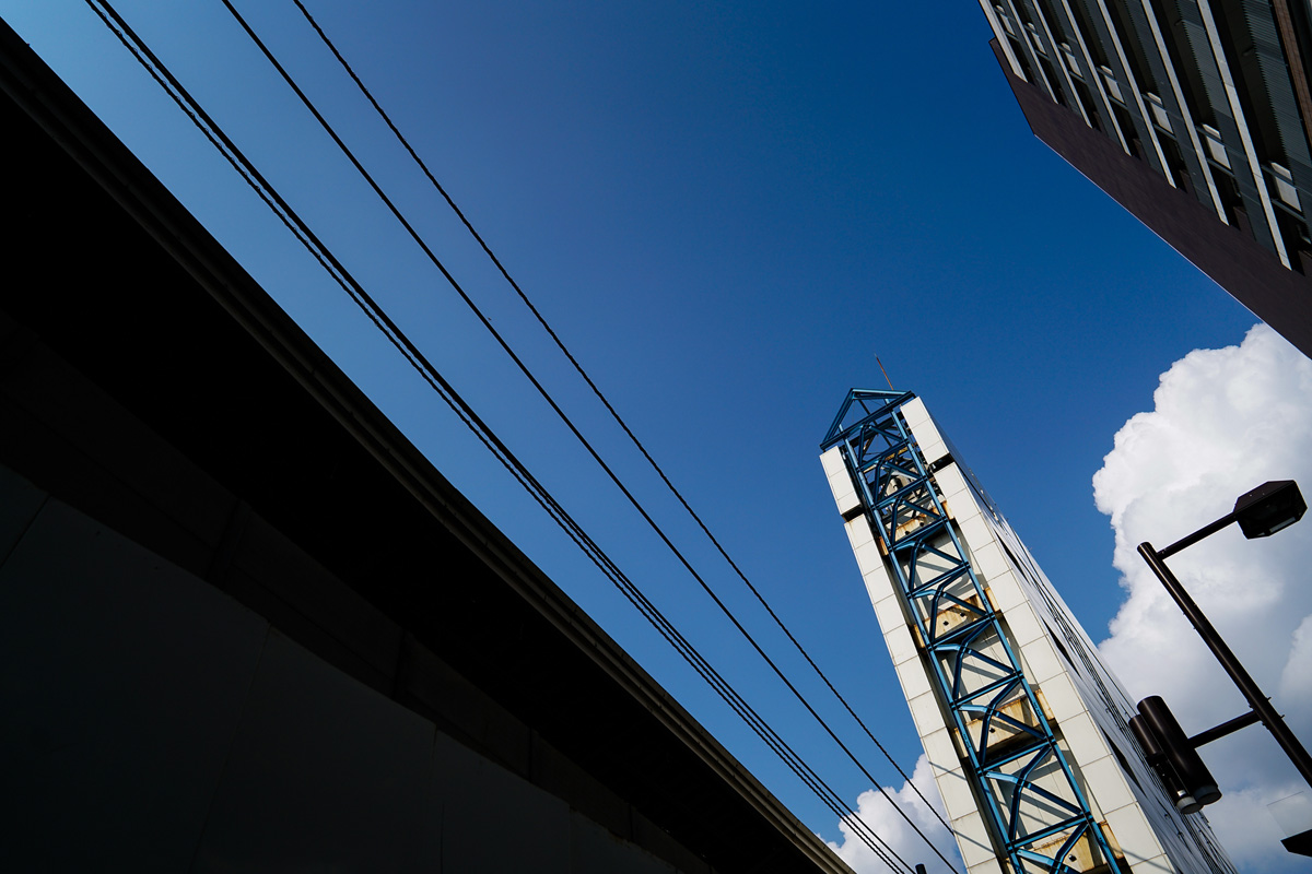 �J�[���c�@�C�X Batis 2/25�@���ʃ��|�[�g