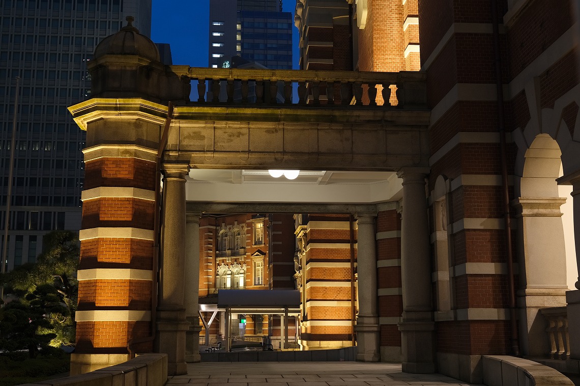 X-T4_�����w�P/�Q�b