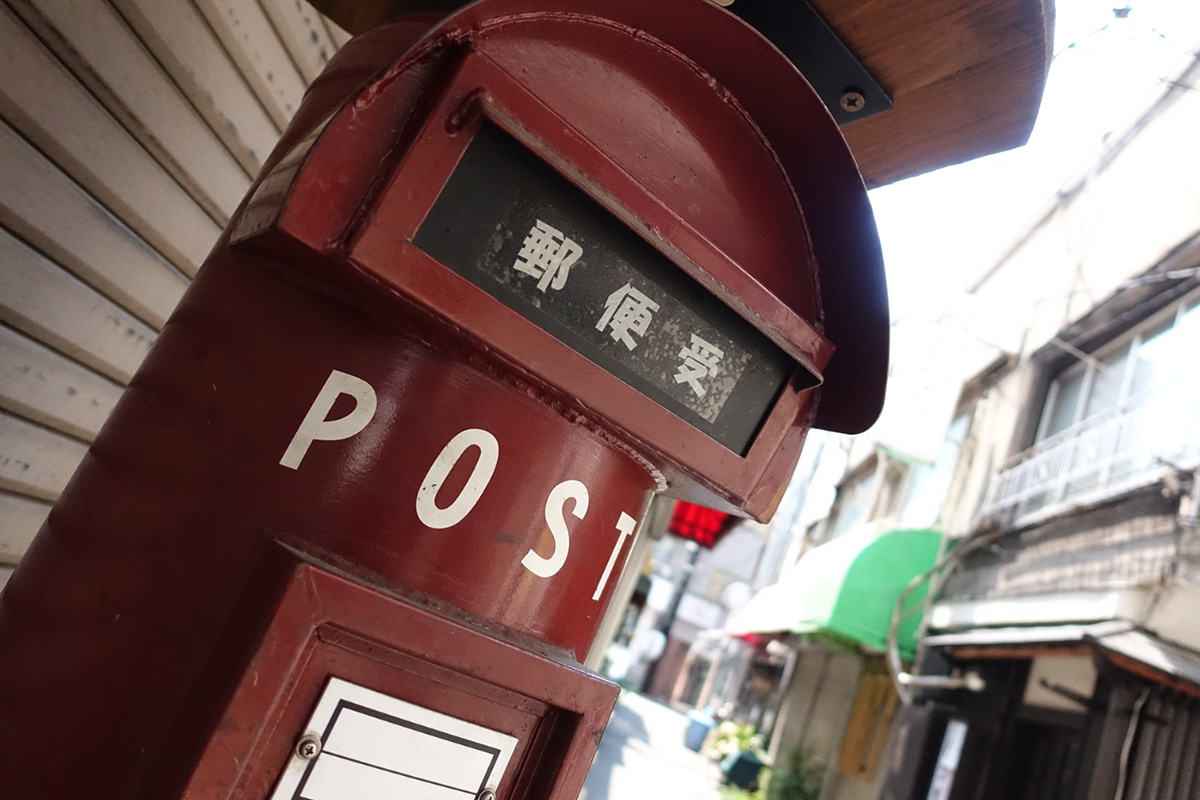 �\�j�[ �T�C�o�[�V���b�g DSC-RX100M4�@���ʃ��|�[�g