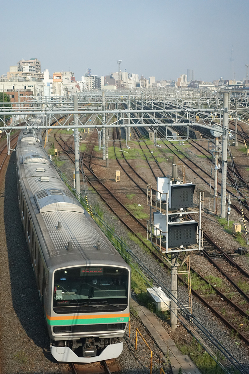 �\�j�[ �T�C�o�[�V���b�g DSC-RX100M4�@���ʃ��|�[�g