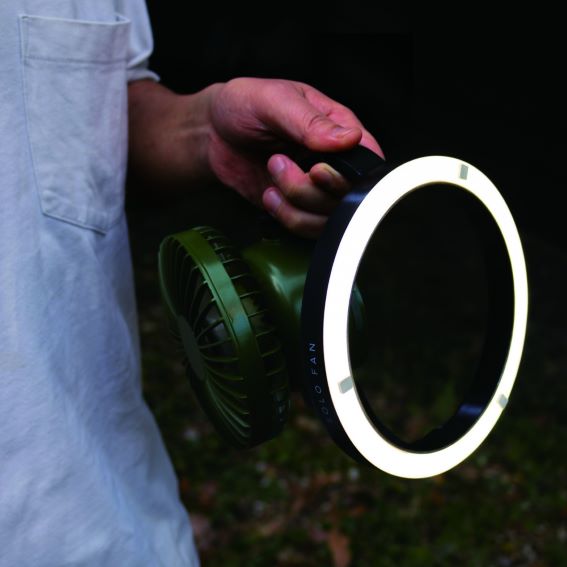 �铹���L�͈͂ɏƂ炷���C�g�ɂ�