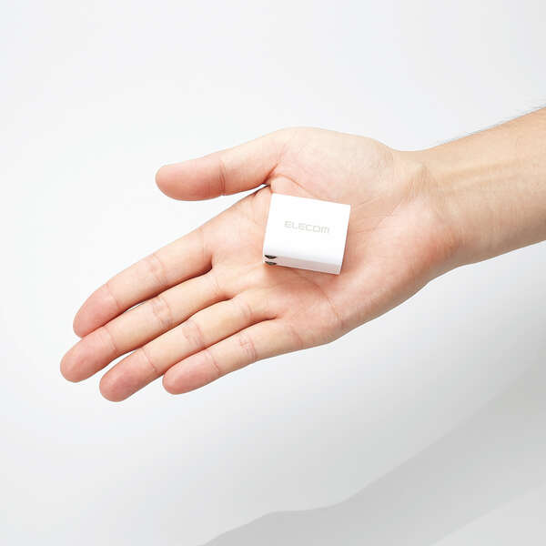 USB Power Delivery�Ή�����X�}�[�g�t�H��