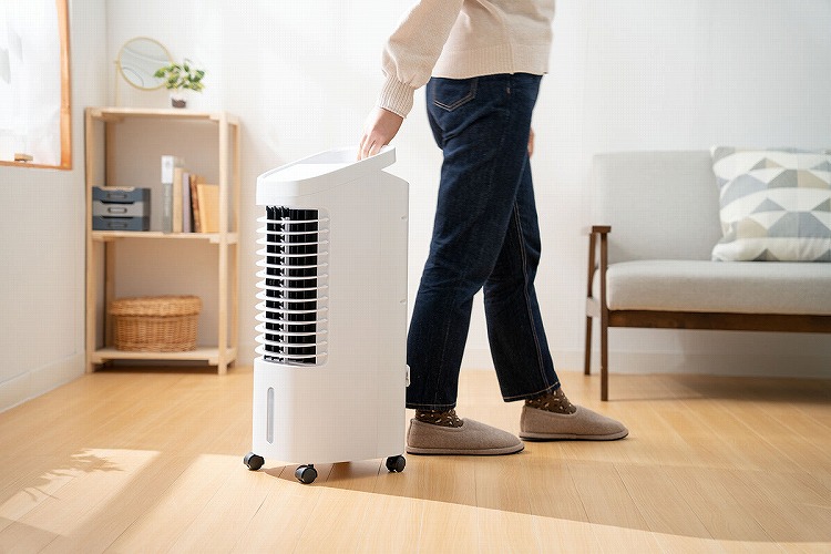 �L���X�^�[�t���ňړ������N���N