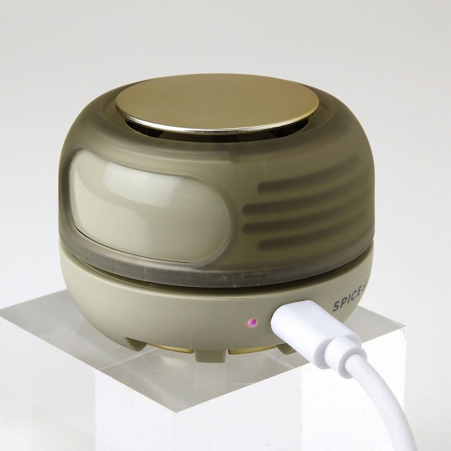 PC������[�d�ł���USB�[�d��