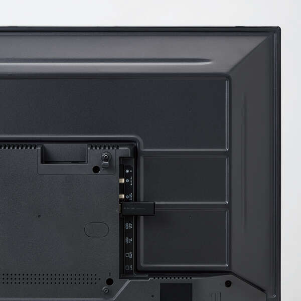 �e�Ѓf�W�^���e���r�ɐڑ��\