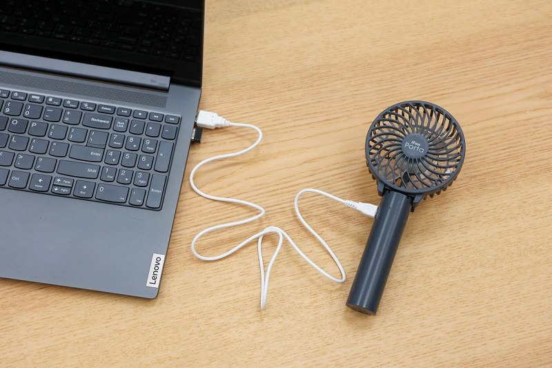 PC�⃂�o�C���o�b�e���[�����y�ɏ[�d