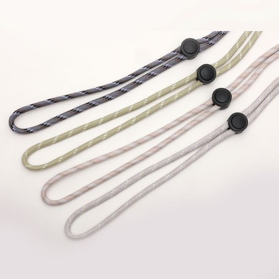 �{�̃J���[�ƃ}�b�`�����X�g���b�v