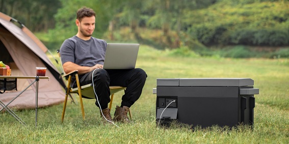 �X�}�z��USB�Ɠd�ւ̋��d���\