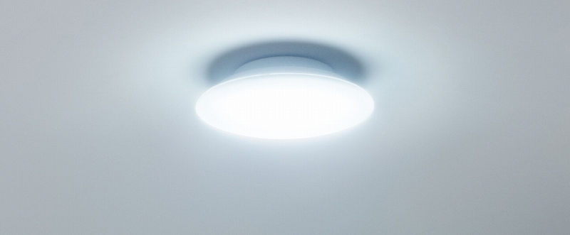 �R���p�N�g�ŁA�V�䂷������B����ɕ���������������ځB