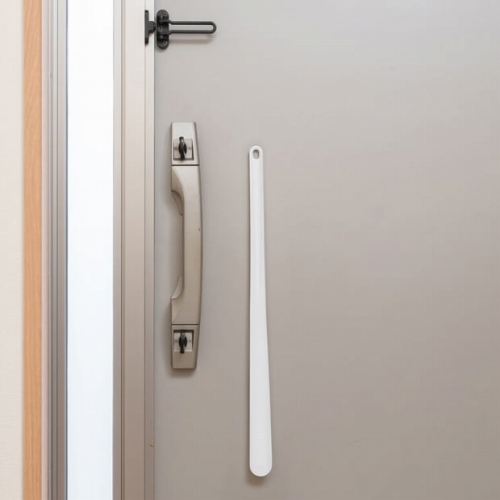 ���ւɂȂ��ރz���C�g�J���[