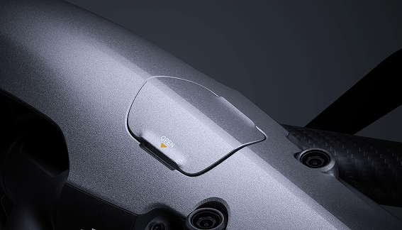 �f�[�^�i�[�X�g���[�W�X���b�g