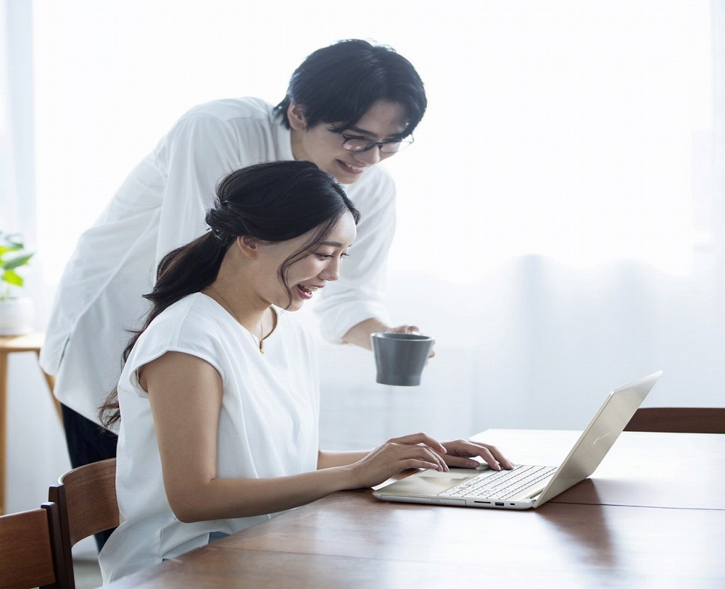 �f�B�X�N����������ҏW���I�����C���~�[�e�B���O���B���̈��Ŋۂ��Ɗy������