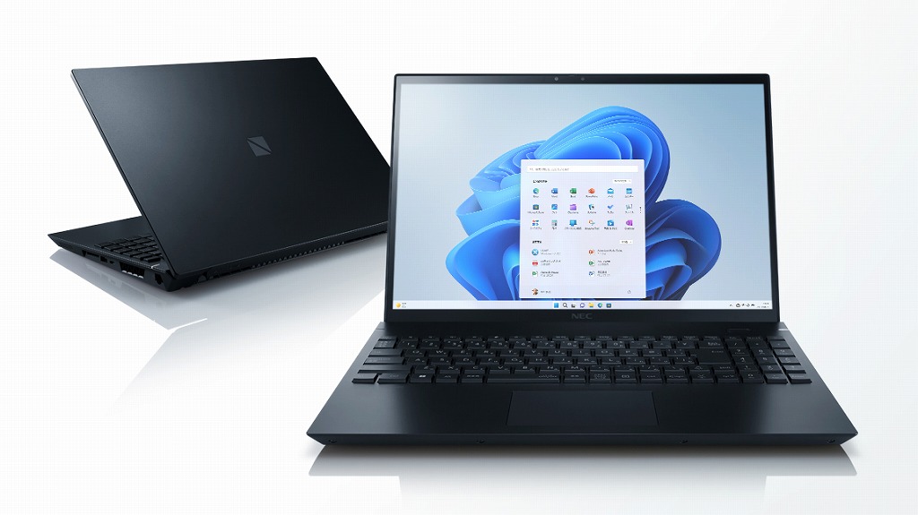 LAVIE�m�[�g�j��ō���p�\�R��