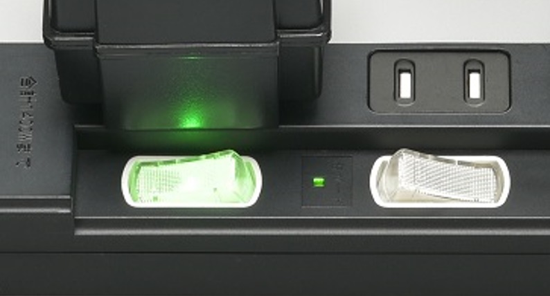 LED�ʃX�C�b�`