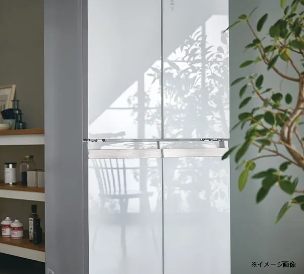 �C���e���A�Ƃ��Ă��f����K���X�g�b�v�t�����`�h�A