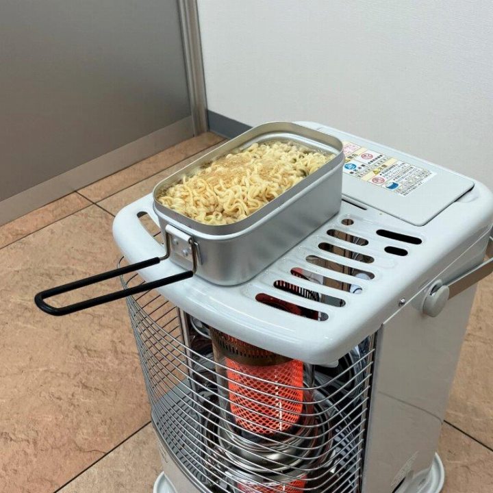 �X�g�[�u�̏�Œ������\�B�ً}���ɂ����􂷂鏤�i�ł��B