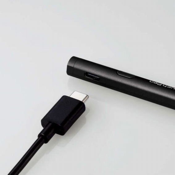 USB Type-C�R�l�N�^�[