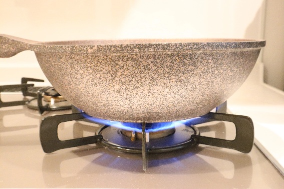 �y���e�L�o���A 28cm�[�^ IH�Ή��z�K�X�EIH�Ή�