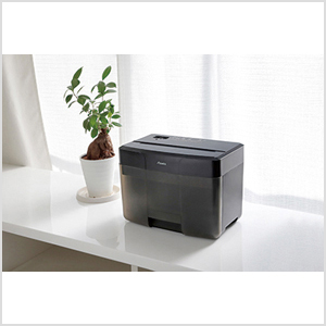 �C���e���A�ɓ���ރf�U�C��