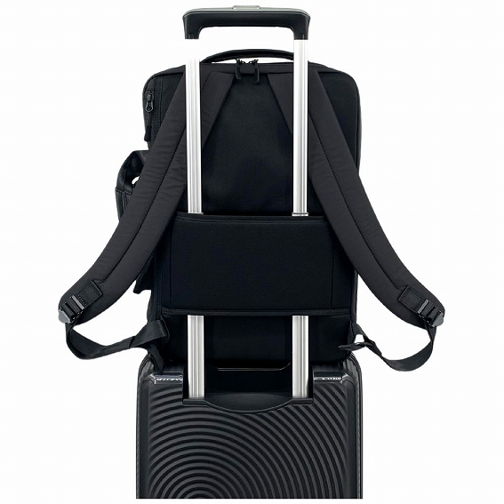 �c�[���������I�Ɏ��[�ł���|�P�b�g���e���ɑ���