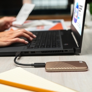 �����o�b�N�A�b�v