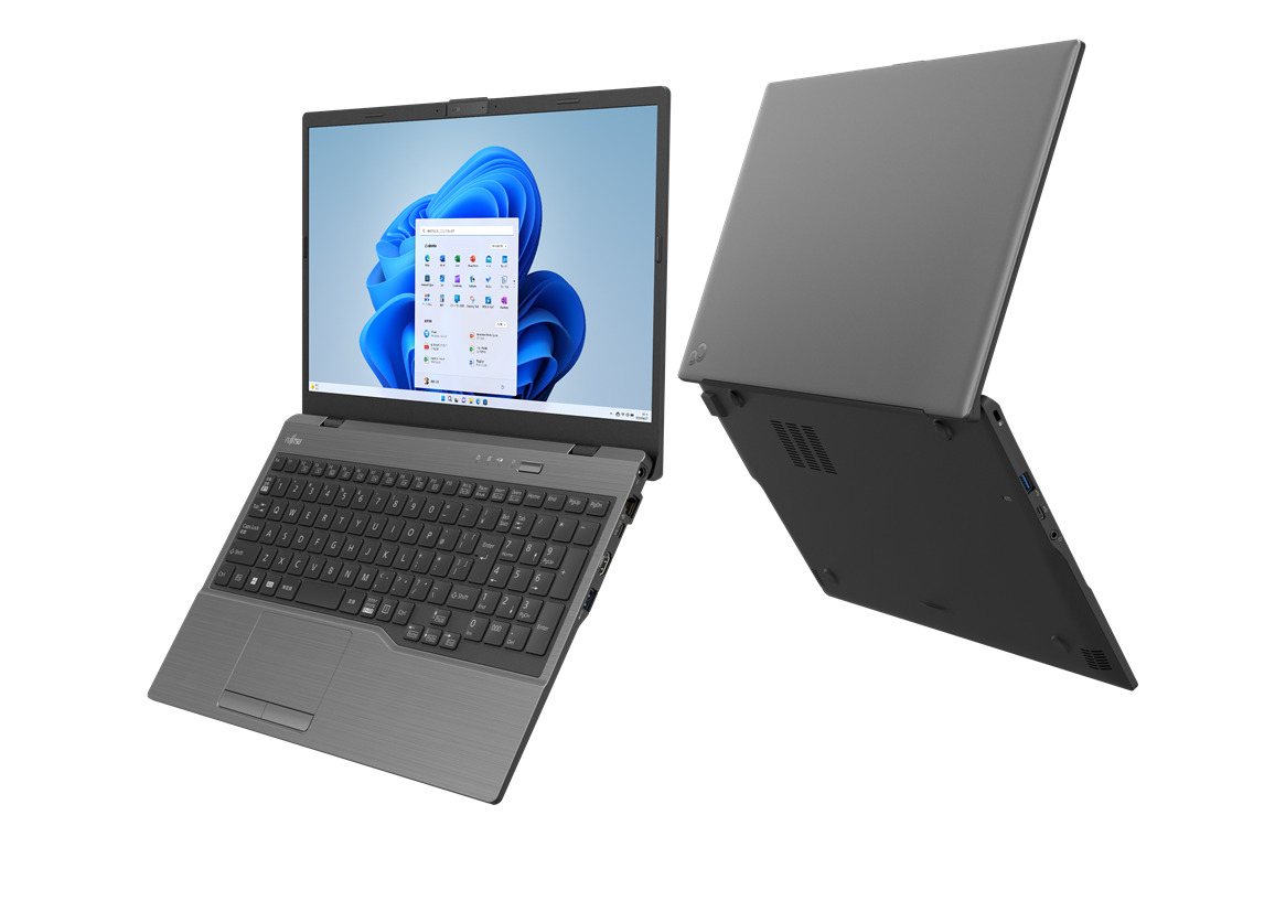 �������y����