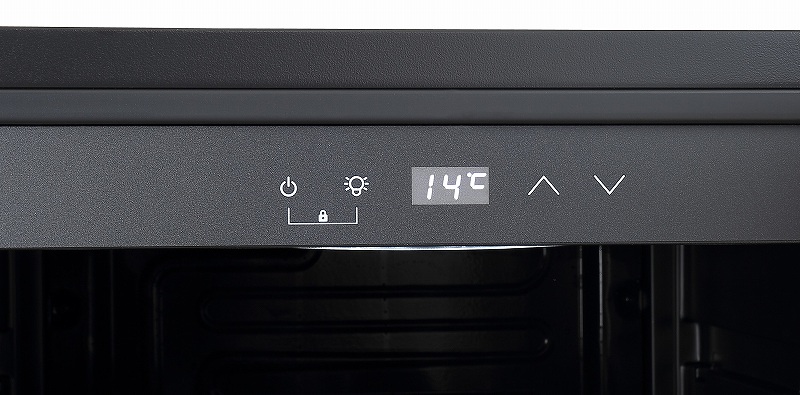 ���ߐFLED�^�b�`�p�l��