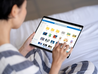 Surface Pro 9 �ň�����p���[�A�b�v