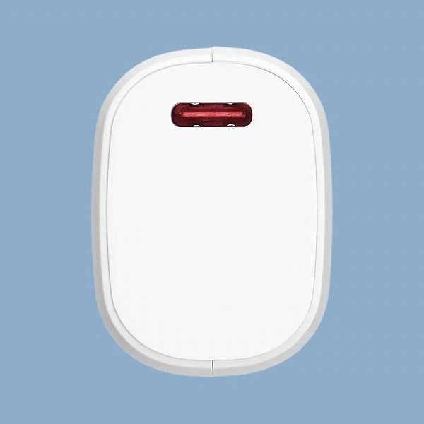  PD20W�̏o�͂��\��USB Type-C�|�[�g