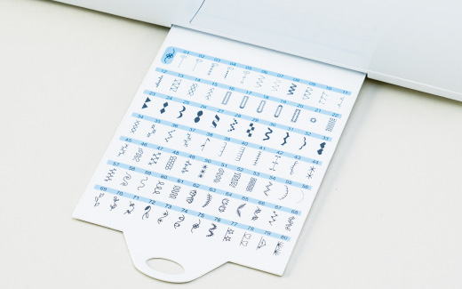 �͗l�ꗗ�v���[�g