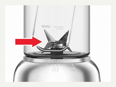 �X(��1)��Ⓚ�H��(��2)���T�b�ƍӂ��āA�Ȃ߂炩�Ȍ�������Ɏd�グ��4���n�̃X�e�����X�u���[�h