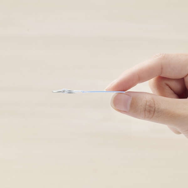 0.6mm�̔��^�̃X�g���b�v�z�[���V�[�g