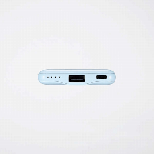 ���A�\���Ȃ�USB Type-C�R�l�N�^�[