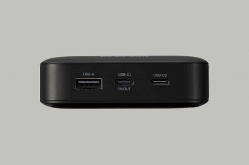 ���A�\���Ȃ�USB Type-C�R�l�N�^�[