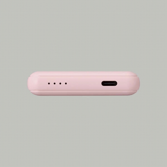 ���A�\���Ȃ�USB Type-C�R�l�N�^�[