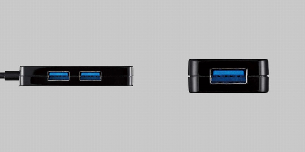 3��USB-A�|�[�g�𓋍�