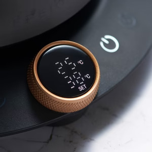 ���x����