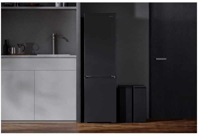 �X�����Ŏ��[���B