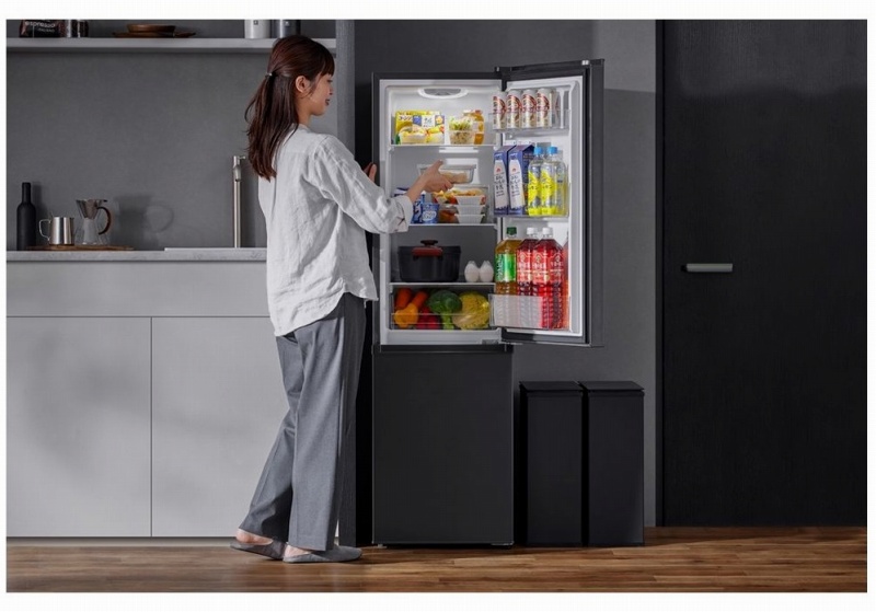 �������[��