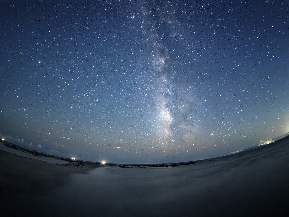 ����/���i�ʐ^�̎莝���B�e���ł���A���邢���჌���Y