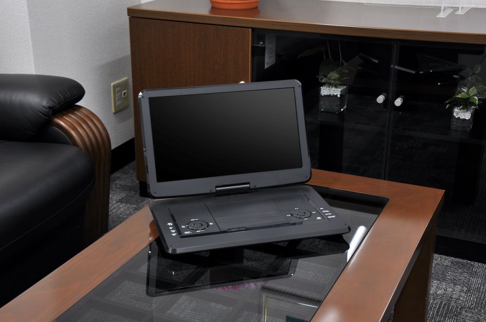 DVD�E�I�[�f�B�ICD�̍Đ�