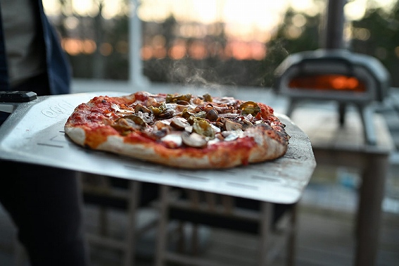 �œ_�����F35mm�@�V���b�^�[�X�s�[�h�F1/640�b�@�i��Ff/2�@ISO�F1600�@�t�H�[�}�b�g�F�t���T�C�Y/FX�t�H�[�}�b�g  &copy; Gabriela Herman