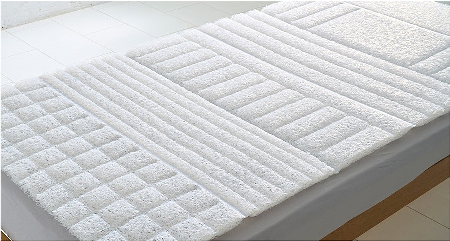 ���t���}�b�g���X�́A�g�̂Ƀt�B�b�g���������ƂŁA�����t�B�b�g���ŁA�I�[�_�[���C�h�̂悤�ȃt�B�b�g��������