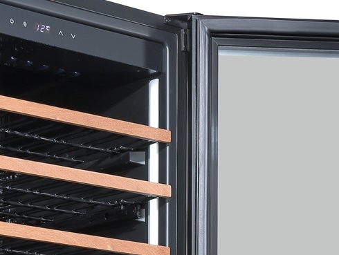 �ɓ��𗼃T�C�h����Ƃ炷�o�[�^�C�v��LED�Ɩ�