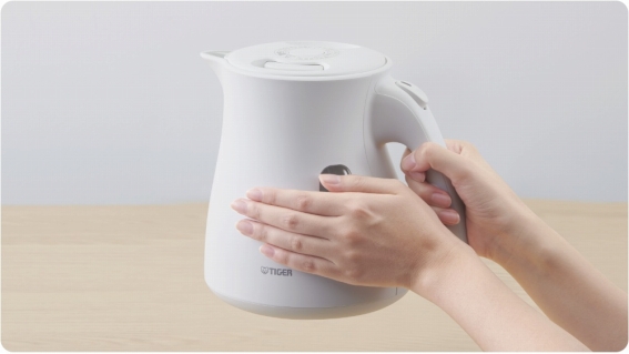 �{�̓�d�\��