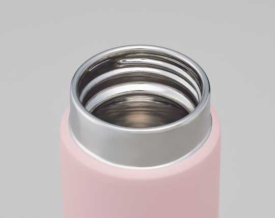 �}�O�J�b�v�̂悤�Ȍ�������Ȃ߂炩���݌�