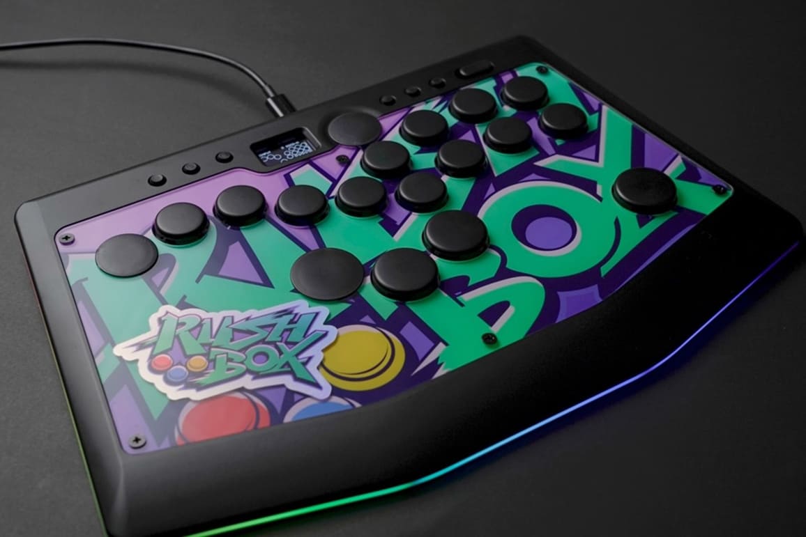 �����D�݂ɃJ�X�^�}�C�Y�I�v�V�I�ȃ��o�[���X�A�P�R��