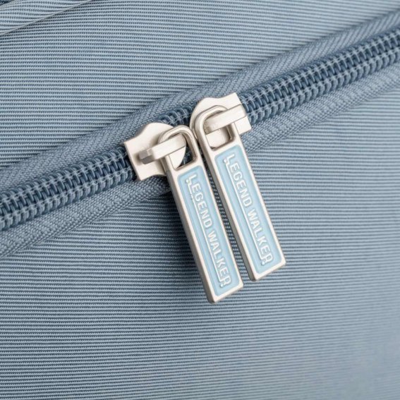 �i�C�����f�ނ̌y�ʃ{�f�B